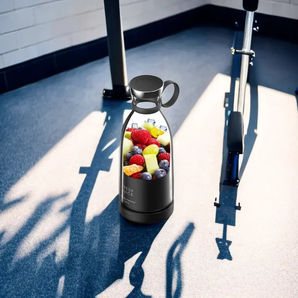 Experience Freshness Anywhere with the Portable Electric Juicer Blender - Your Ultimate Mini Fruit Mixer!