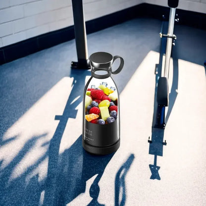 Experience Freshness Anywhere with the Portable Electric Juicer Blender - Your Ultimate Mini Fruit Mixer!